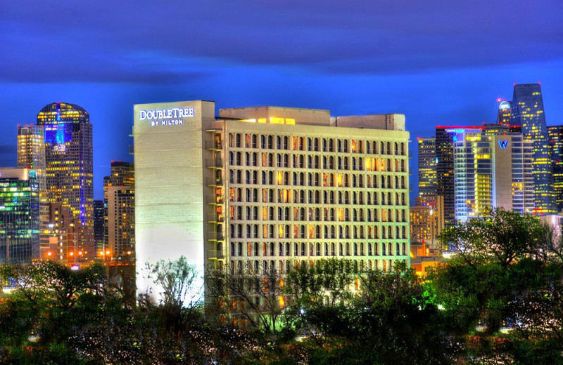 Exterior view of Doubletree Hotel Dallas Market Center.