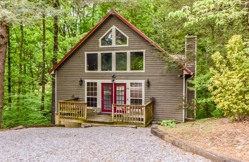 Cabin exterior at Dogwood Cabins LLC.