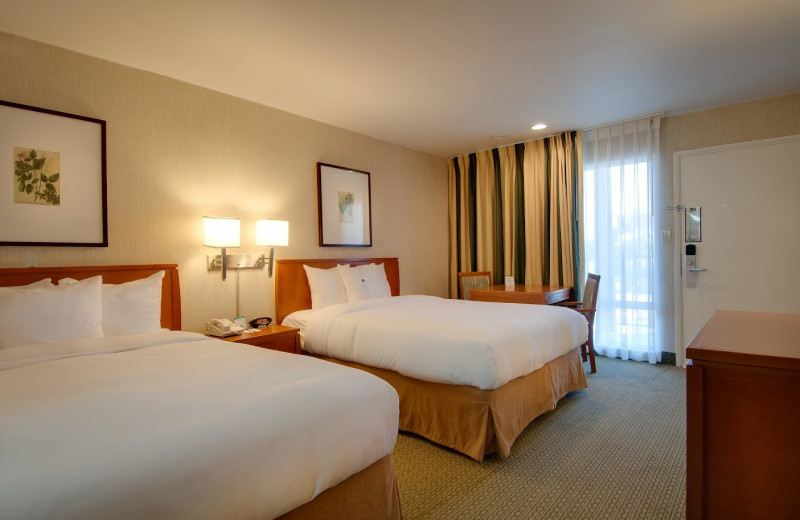 Guest room at Vagabond Inn Glendale.