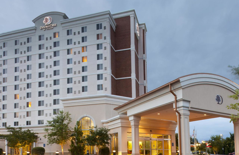 Exterior view of Doubletree Hotel Greensboro.