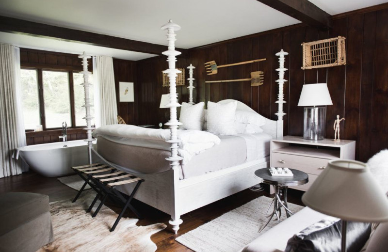 Guest room with hot tub at Edson Hill.