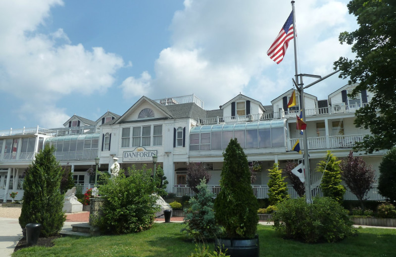 Exterior view of Danfords on the Sound.