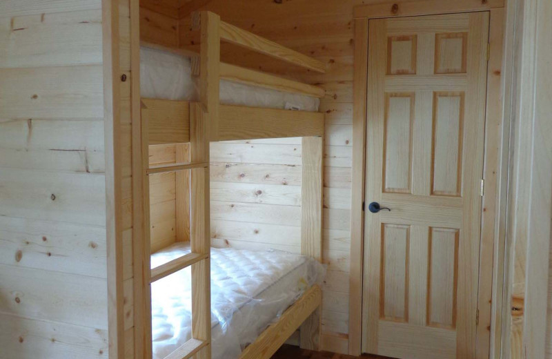 Cabin bunk beds at Yogi Bear's Jellystone Park Gardiner.