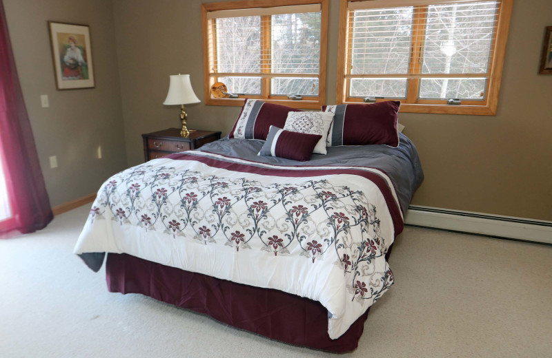 Rental bedroom at Stowe Country Homes.