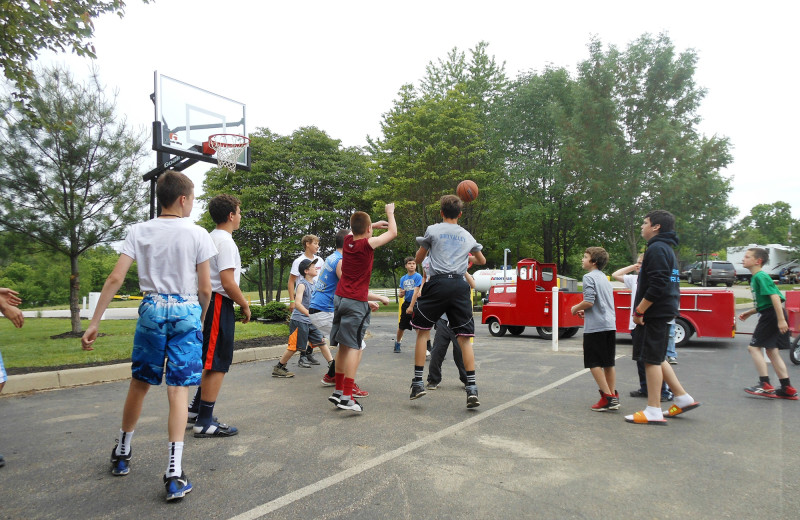 Basketball court at Jellystone Park at Lake Monroe.