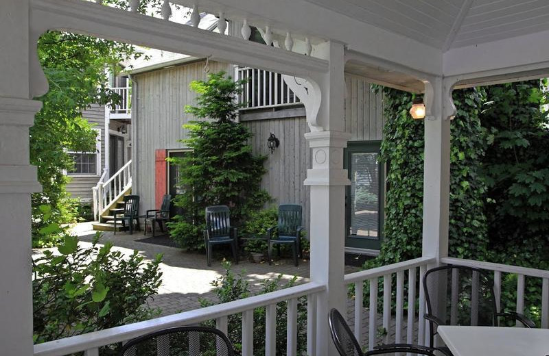 Guest balcony at Kettle Creek Inn & Restaurant.