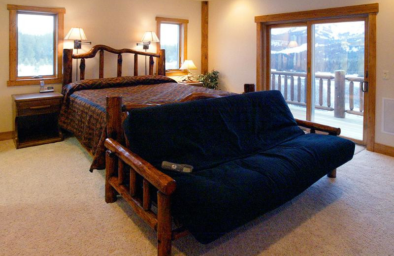 Guest bedroom at Bridger Vista Lodge.