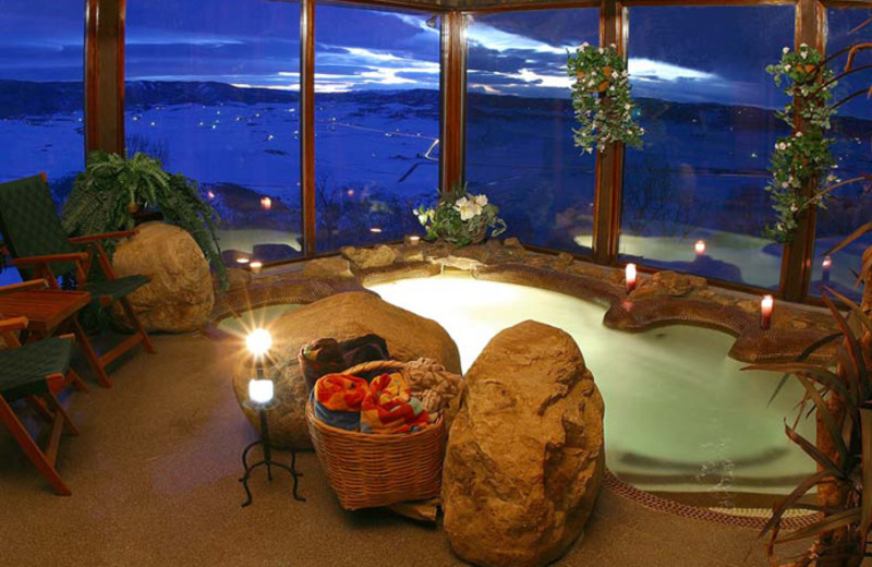 Guest hot tub at The Bella Vista Estate.