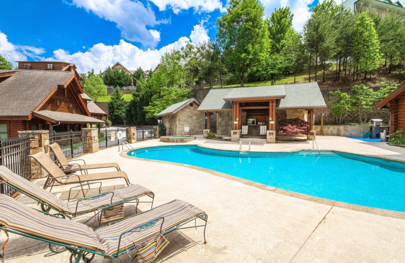 Outdoor pool at Golfview Vacation Rentals.