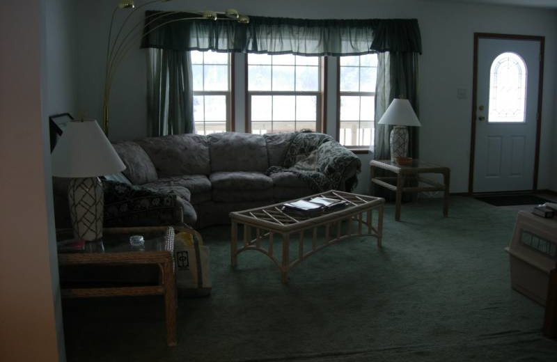 Living room at S & J Lodge.