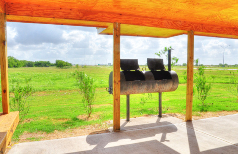 Barbeque Pit at Lonestar Inn & Suites