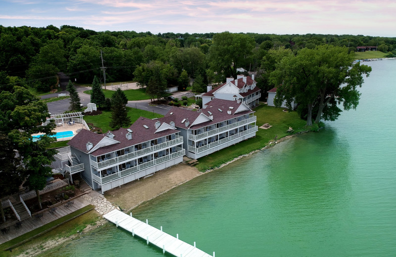 Exterior view of French Country Inn On The Lake.