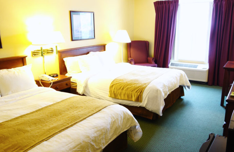 Two bed guest room at Country Inn River Falls.