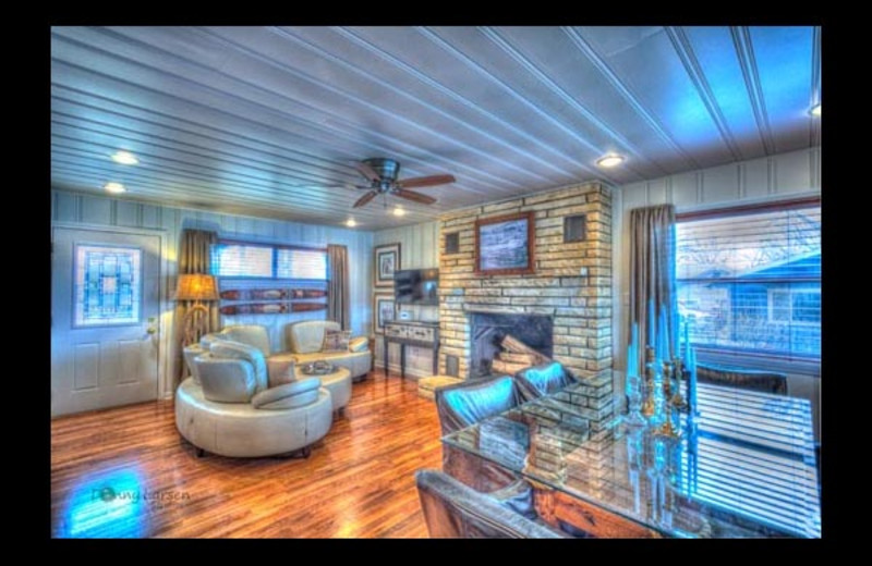 Cottage living room at Mallard Point Resort.