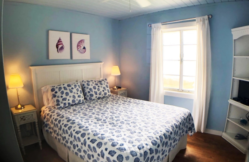 Rental bedroom at Sunset Beach Resort.