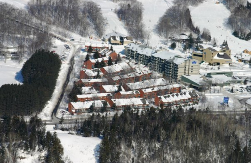 Exterior view of Chalets Mont-Sainte-Anne.