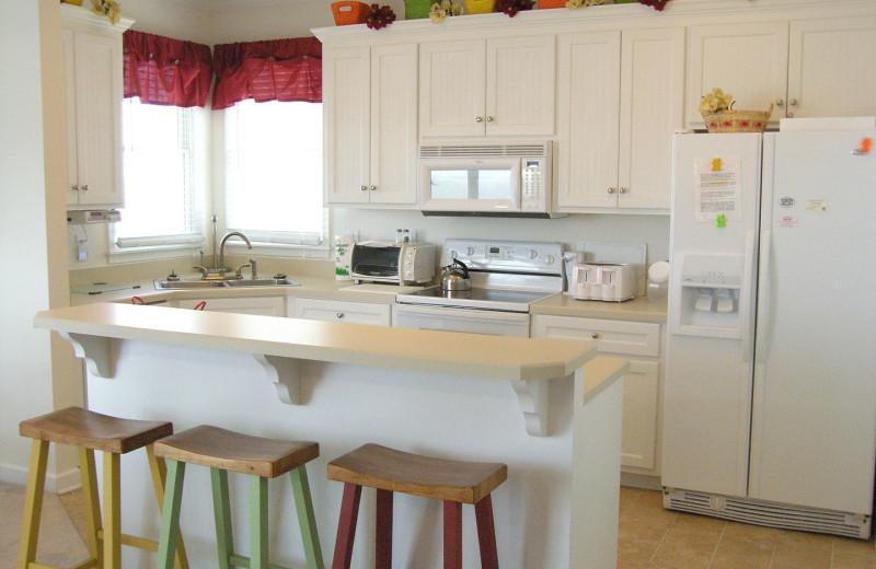 Rental kitchen at Pirate's Cove Realty.