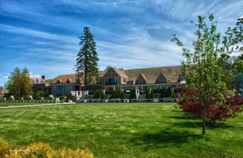 Exterior View of Harborside Hotel