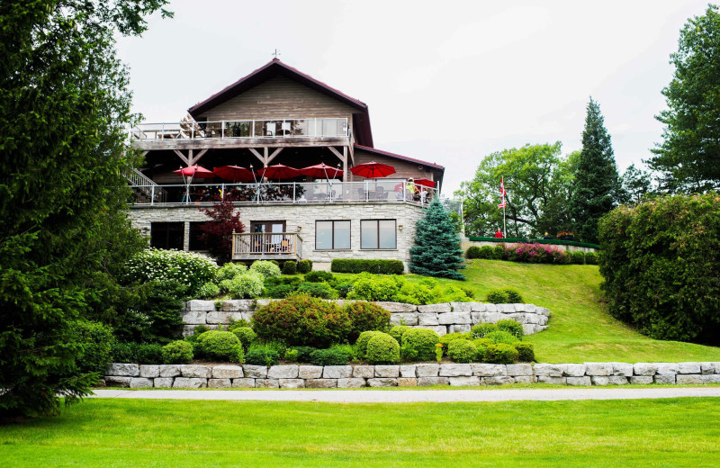 Dining at Oakwood Resort.