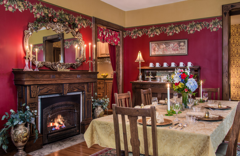 Enjoy a bountiful breakfast each morning in our Penfield Dining Room.  There are three separate sitting areas to choose from.