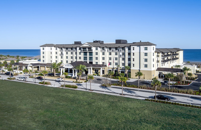 Exterior view of Westin Jekyll Island.