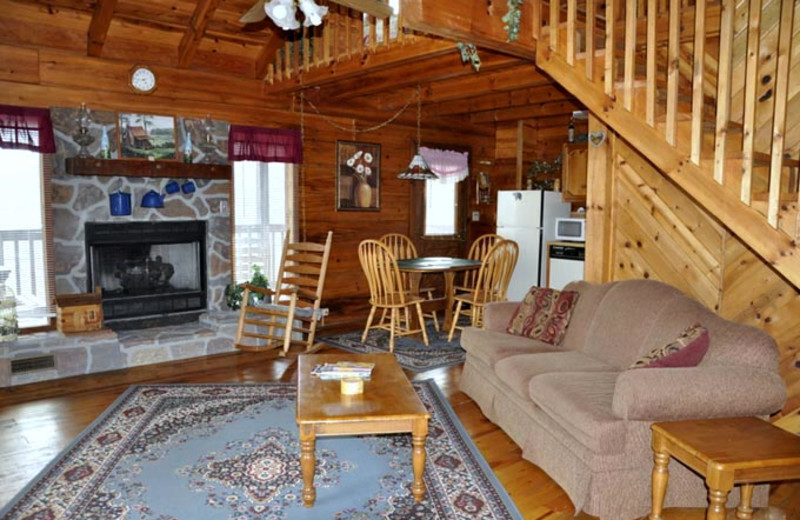 Cabin living room at Poplar Ridge Log Cabin Rentals.