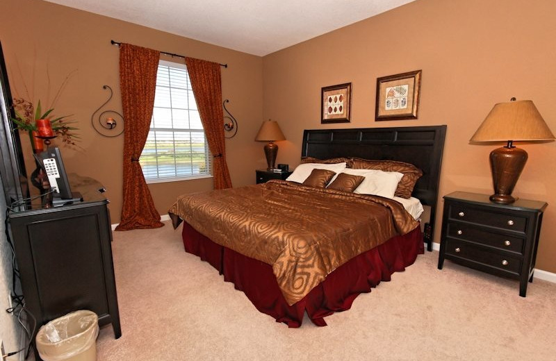 Vacation rental bedroom at Vista Cay Inn.