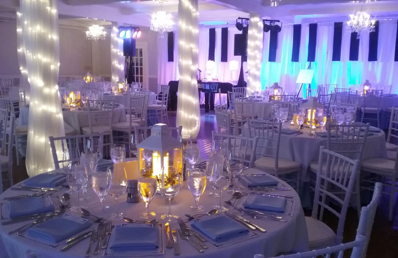 Weddings at The Nonantum Resort.