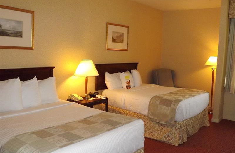 Double suite at The Heritage Hotel.