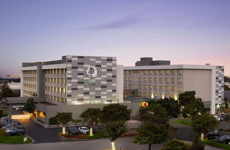 Exterior view of DoubleTree by Hilton San Francisco South Airport Blvd.