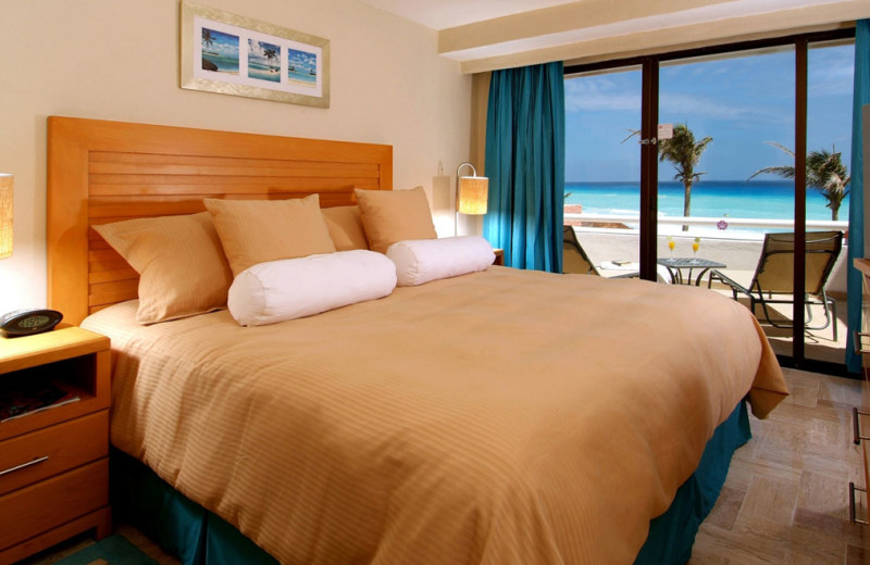 Guest room at Omni Cancun Hotel & Villas.