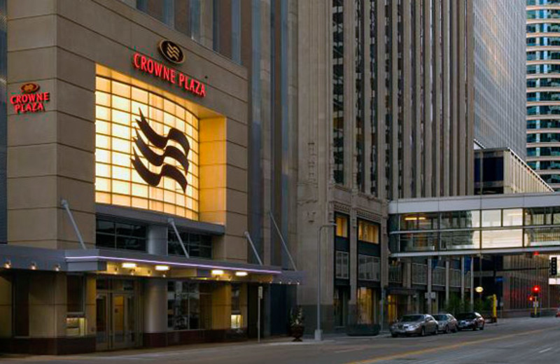 Exterior View of Crowne Plaza Minneapolis