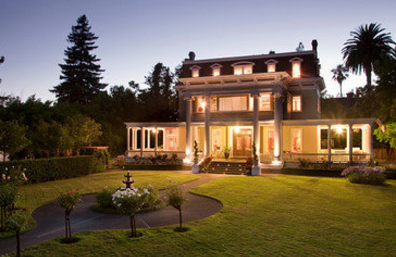 Exterior view of Churchill Manor Bed & Breakfast.