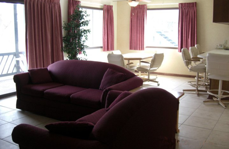 Living Room at Dogwood Hills Golf Resort