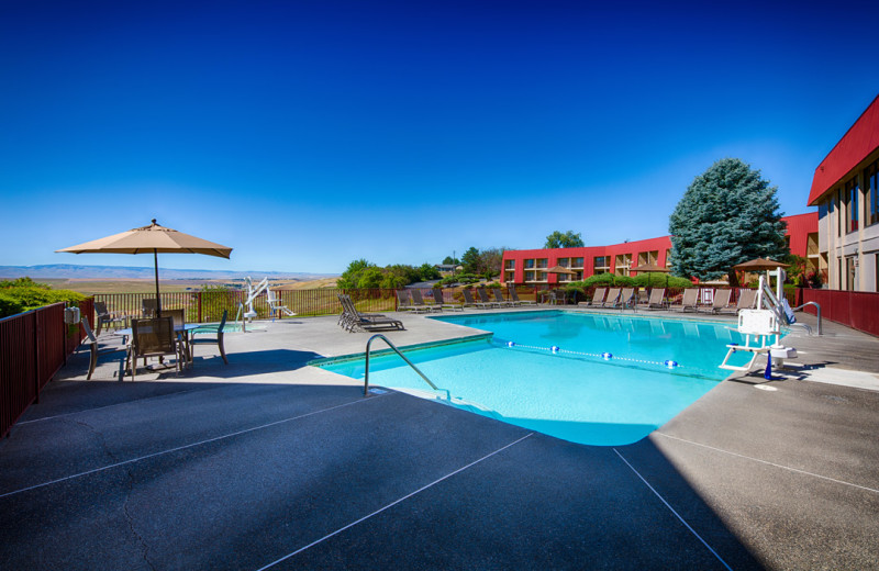 Outdoor pool at Red Lion Hotel Pendleton.