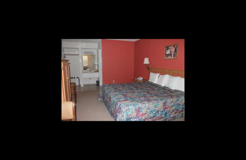 Guest bedroom at Big Bend Resort & Adventures.