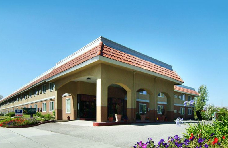 Exterior View of Quality Inn Santa Clara Convention Center