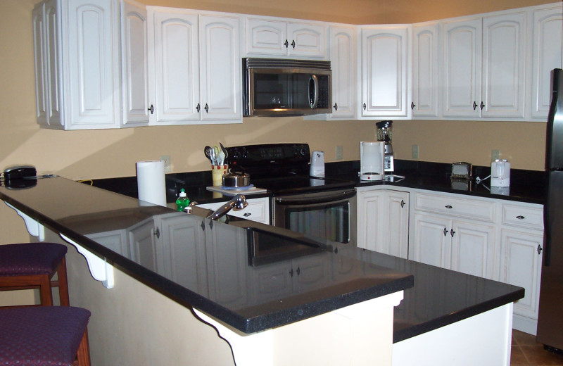 Guest kitchen at Jiminy Peak Mountain Resort.