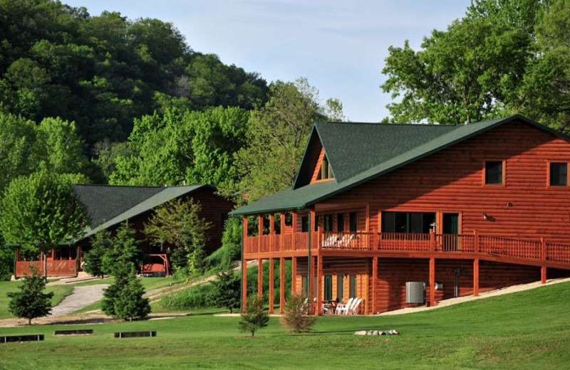 Exterior view of Cedar Valley Resort.