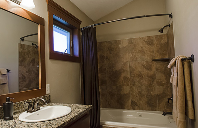 Rental bathroom at Branson Vacation Houses.