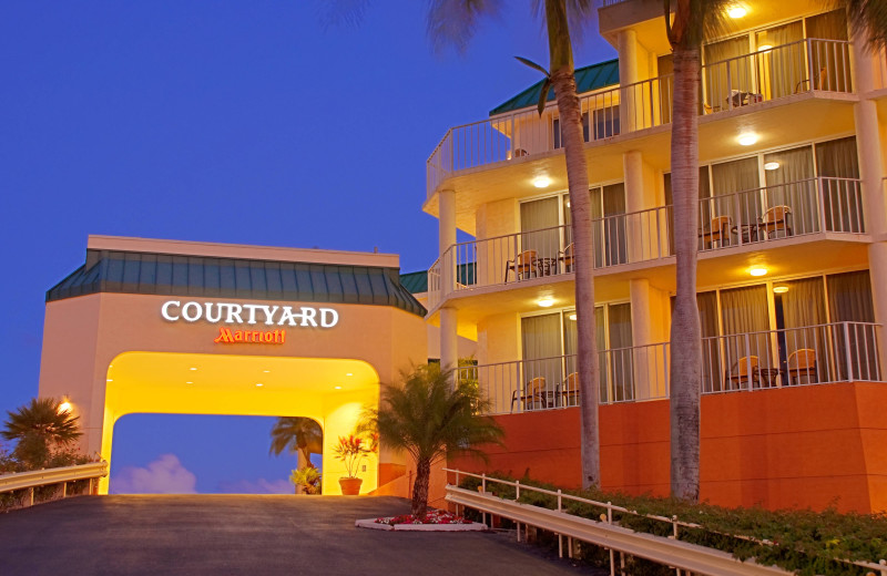 Exterior view of Courtyard by Marriott Key Largo.