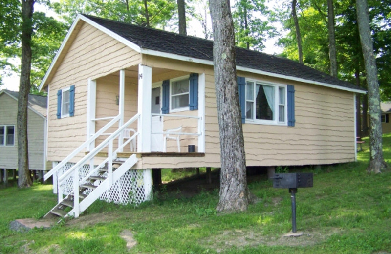 Cottage exterior at Fieldstone Farm.