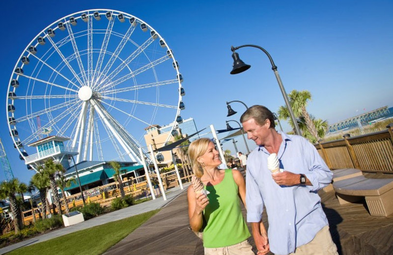 Couple in Myrtle beach near Carolina Winds.