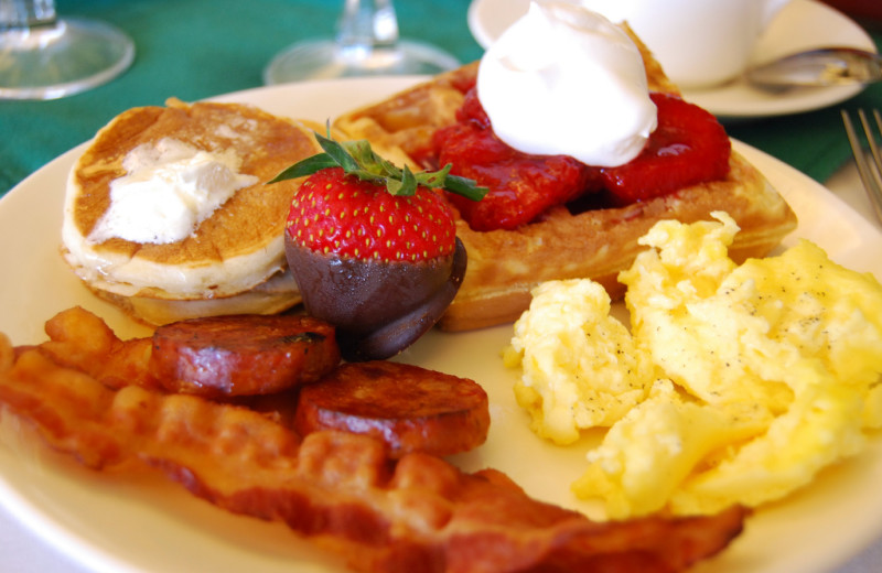 Breakfast at Frisco Lodge.