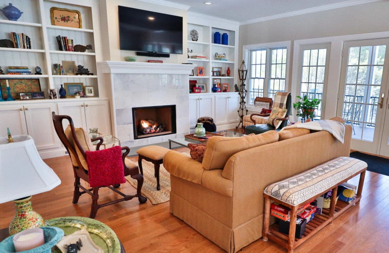 Rental living room at Northern Living - Luxurious Vacation Rentals.