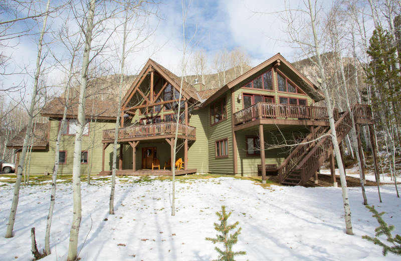 Rental exterior at Alpine Getaways.