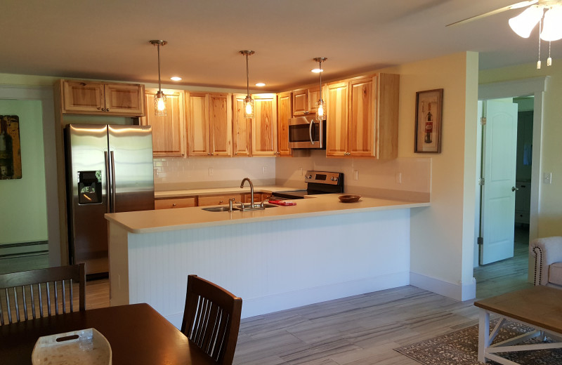 Guest kitchen at Sheepscot Harbour Village & Resort.