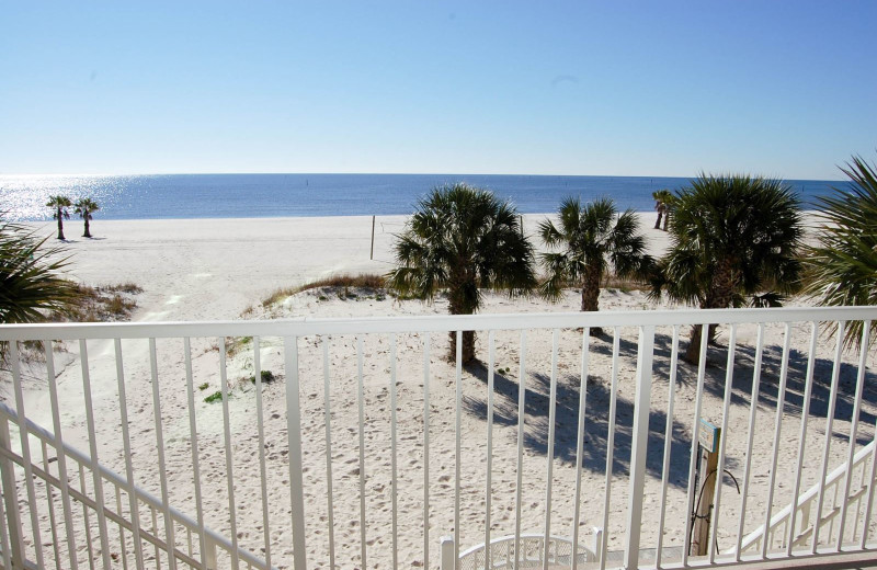 Beach view at the SEA BREEZEi.