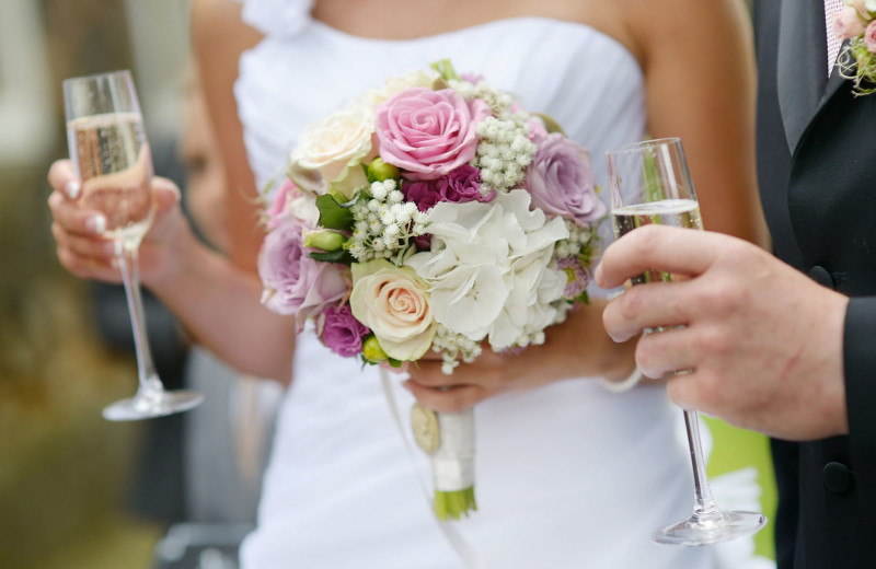 Weddings at Lord Camden Inn.