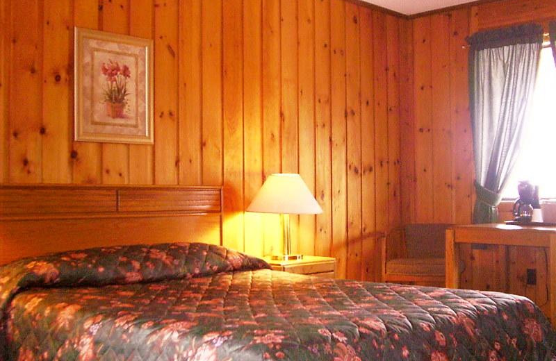 Guest room at Woodlake Inn.